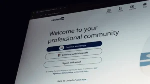 Linkedin login screen with sign-in options